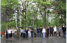 16.05.2025 500 саженцев кедрача высадили  в городском парке Партизанска  | Администрация муниципального округа город Партизанск Приморского края Официальный сайт